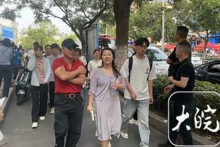 这都啥玩意儿！？活塞热身片段 全员打铁当当当